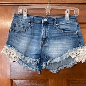 Mossimo denim stretch shorts.